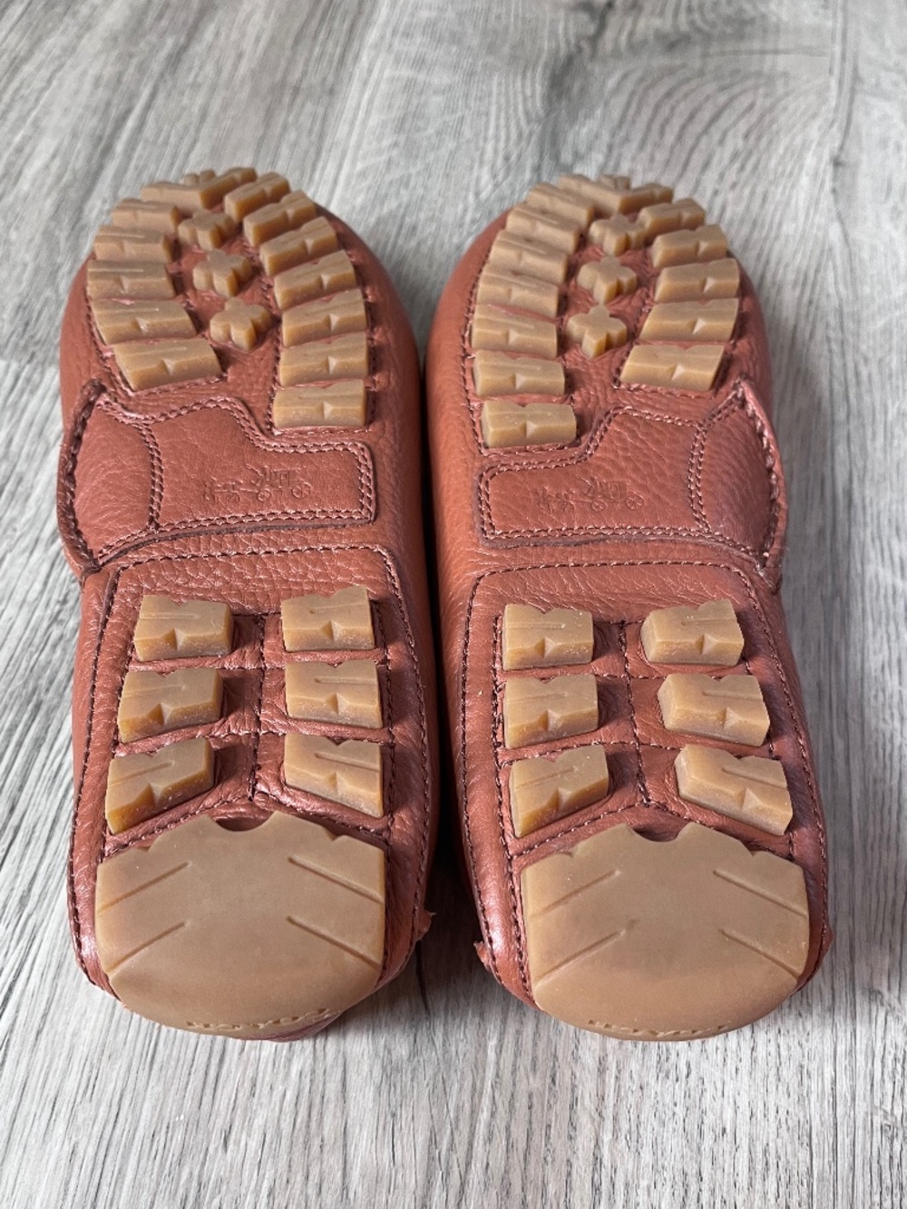 COACH Shoes ARLENE Womens Size 8 Brown Leather Driving Loafers Gold Hardware - Picture 6 of 7
